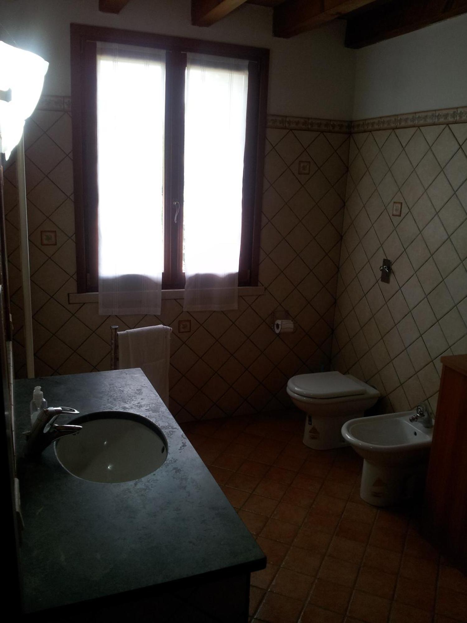 Bed and Breakfast Bb Parco Del Mincio Virgilio Exterior foto